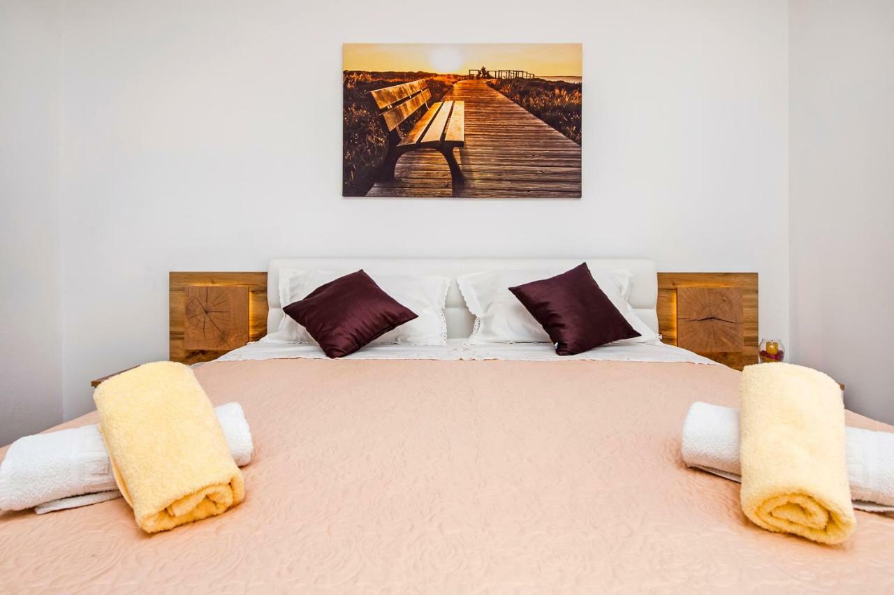 Rooms Mariana Rovinj Bagian luar foto