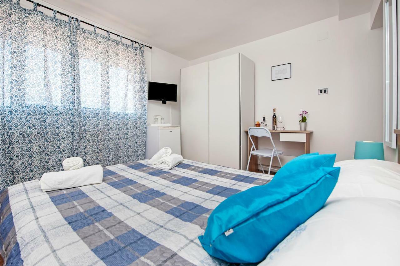 Rooms Mariana Rovinj Bagian luar foto